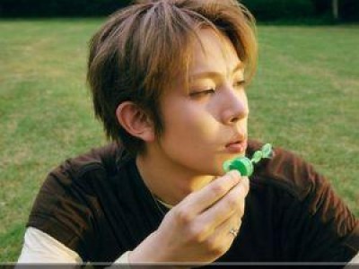 에반 솔로 컴백에 팝업 스토어 열고 팬들 만나